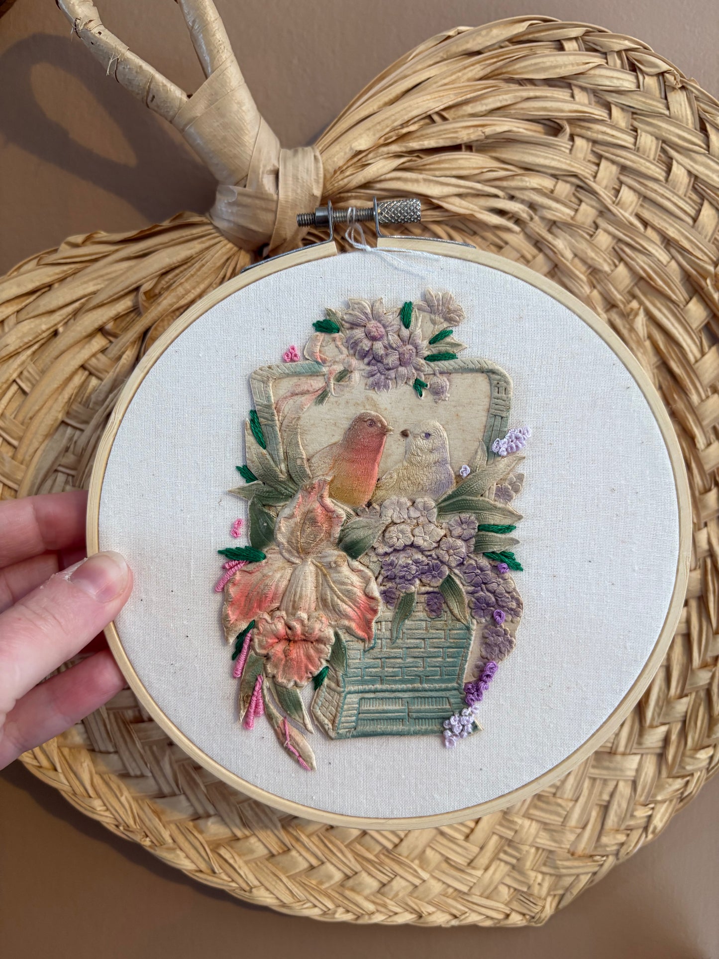 Dimensional Bird Hoop